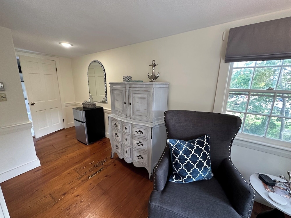 Inn at Perkins Cove - photo 21
