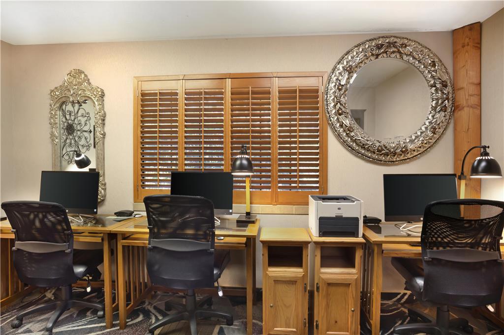 Best Western Plus Yosemite Gateway Inn - photo 16
