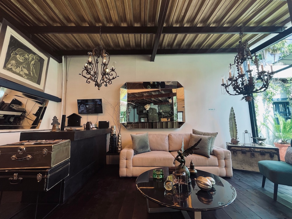 Mina Suites - carbon neutral hotel in Monterrey