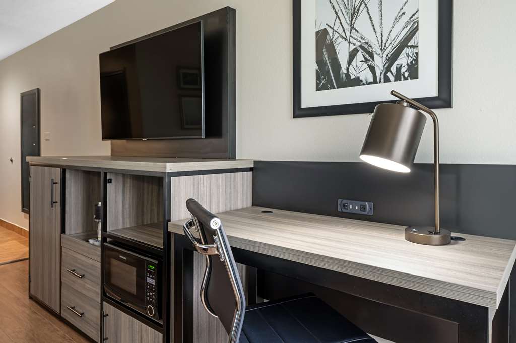 Best Western Plus Greenwood Indy South Inn - photo 25