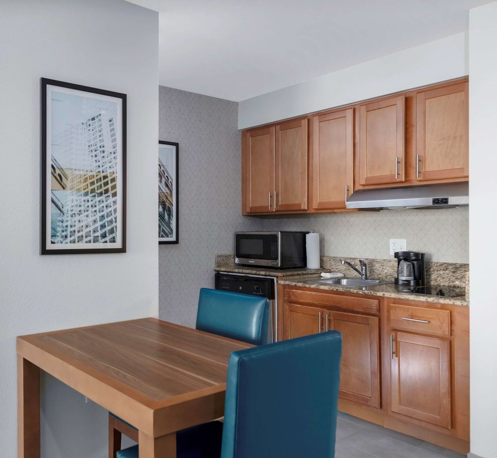 Homewood Suites by Hilton St Louis Galleria - photo 22