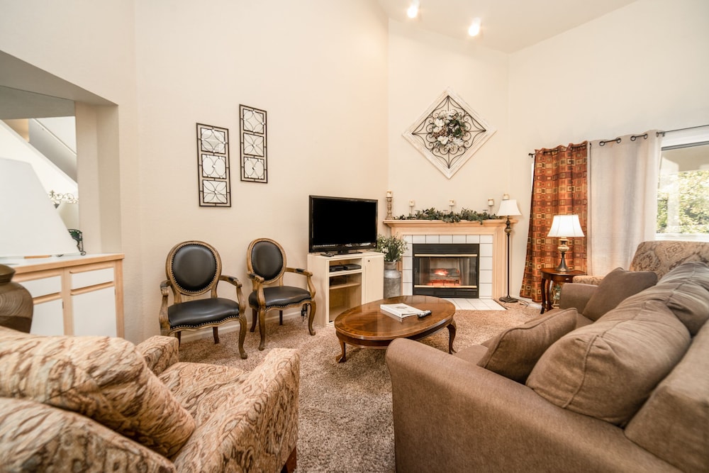 Pointe Royale Condominium Resort & Golf Course - photo 61