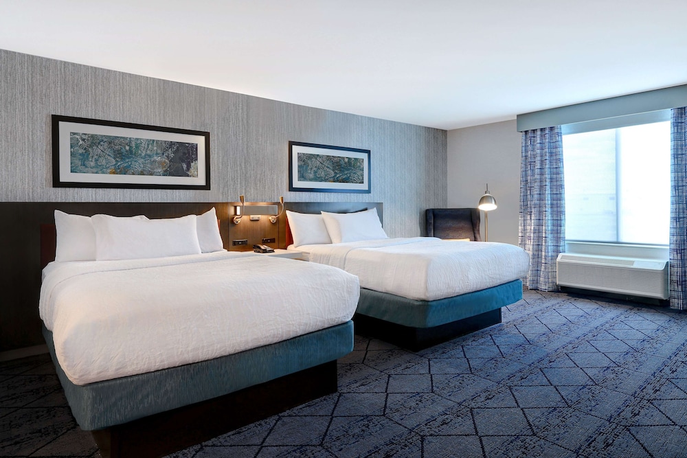 Hilton Garden Inn Cedar Rapids - photo 14