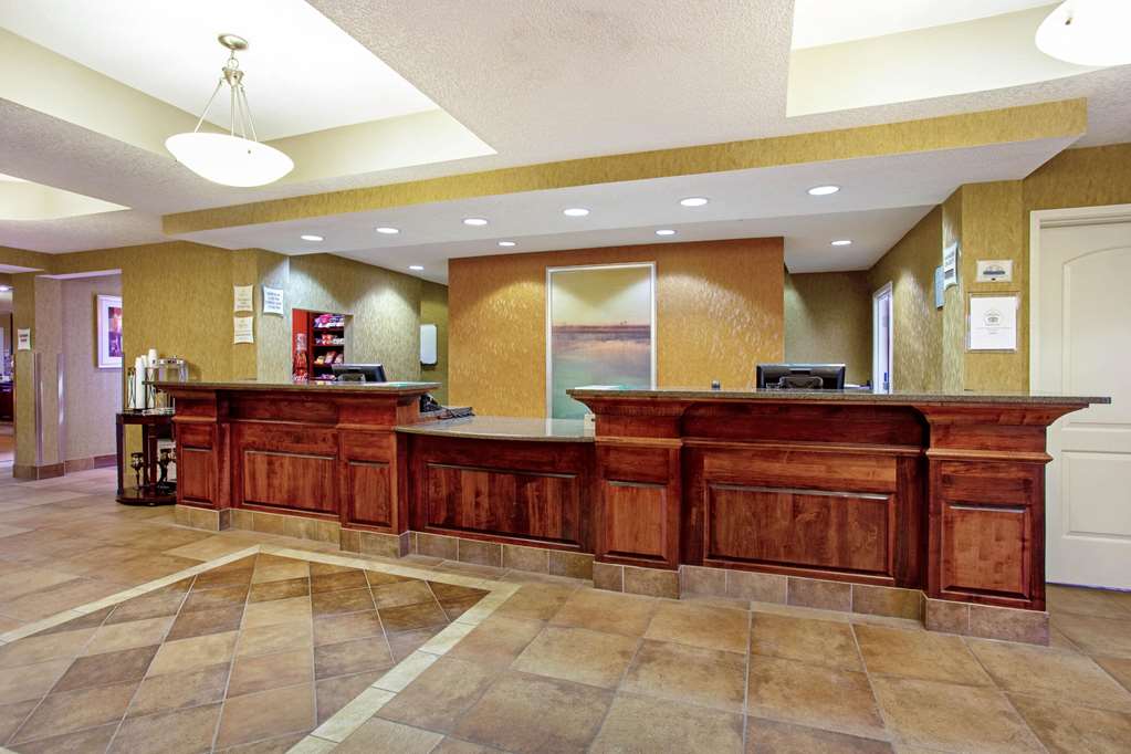 La Quinta Inn & Suites by Wyndham Bismarck - photo 8
