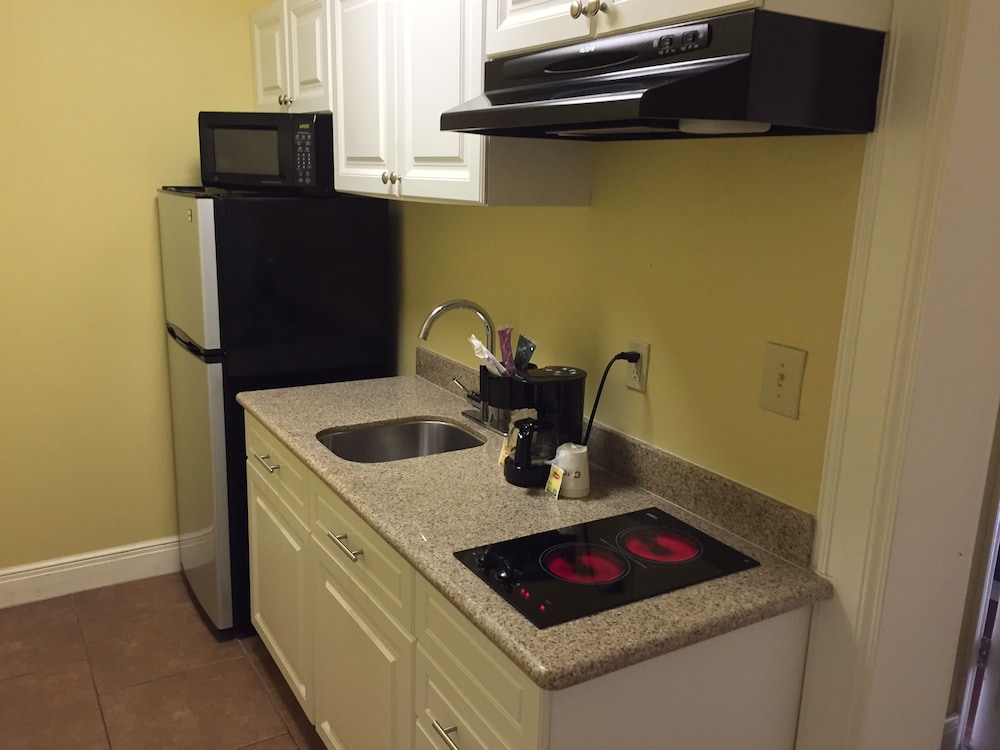 Ramada by Wyndham & Suites South Padre Island - photo 20