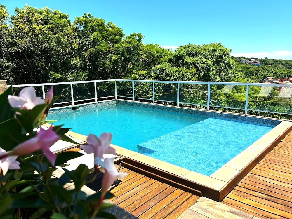 Villa Casablanca — 4-Star Luxury Hotel in Armacao De Buzios, Brasil