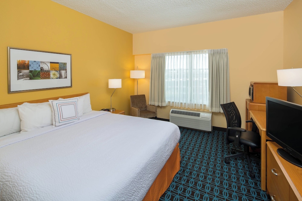 Fairfield Inn & Suites San Antonio Airport North Star Mall - photo 6