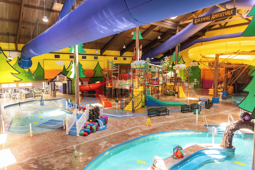 Splash Universe Resort - photo 44