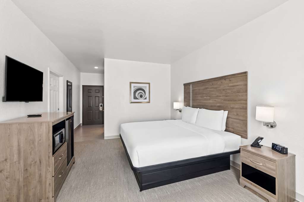 Quality Inn Bastrop - photo 15
