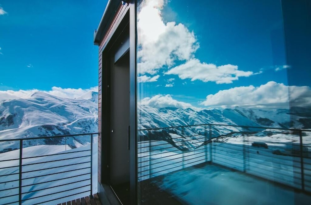 Quadrum Ski & Yoga Resort