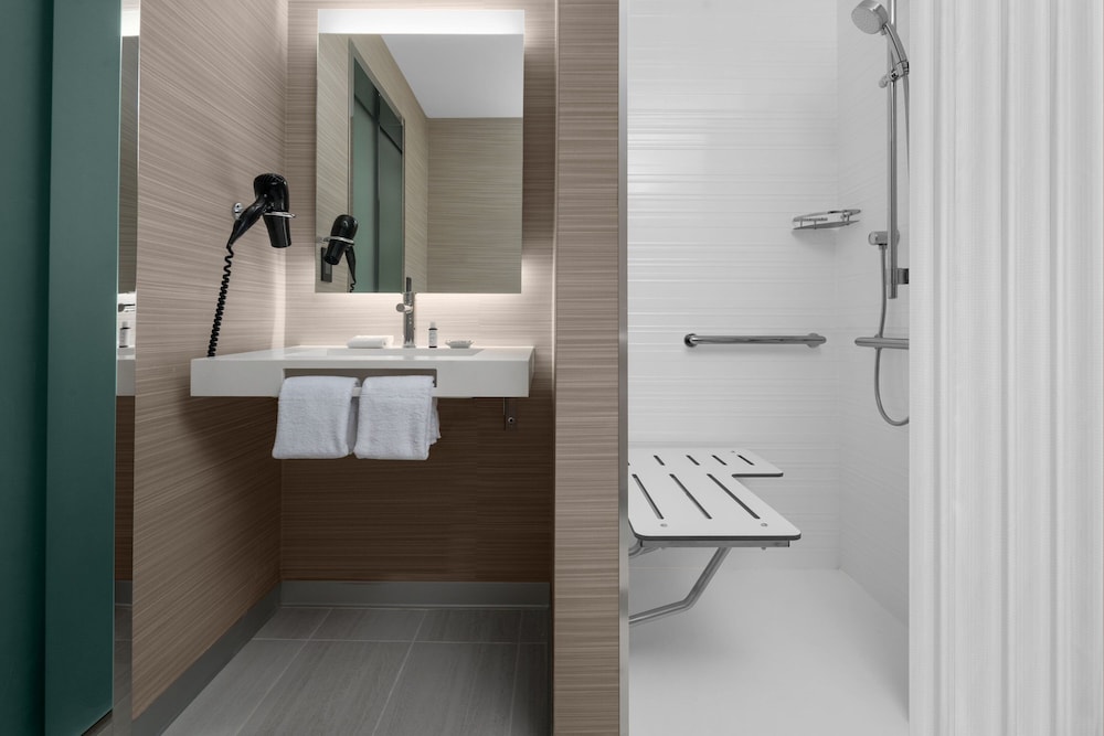 AC Hotel by Marriott Miami Brickell - photo 14