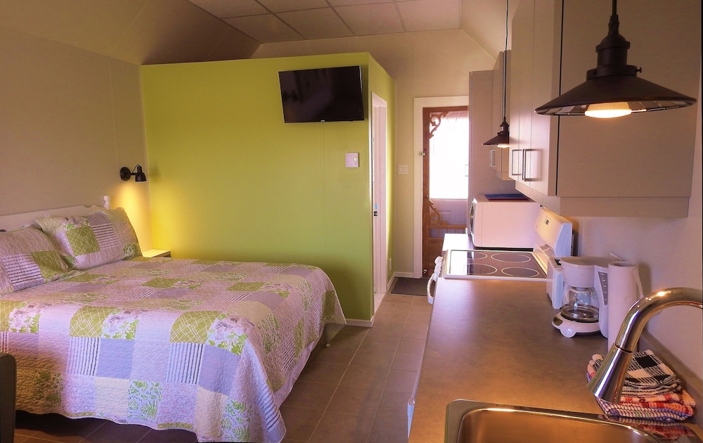 Motel l’Archipel — Unknown City — photo 3
