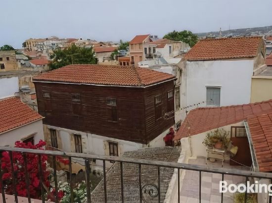 Maro Rooms - carbon neutral hotel in Chania