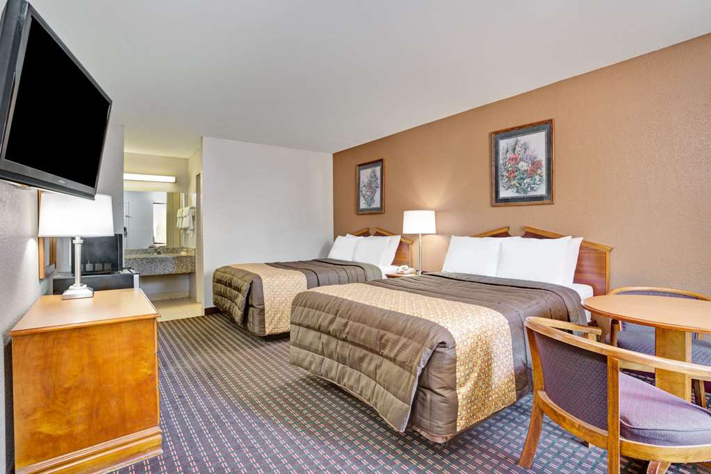 Days Inn by Wyndham Hernando - photo 13
