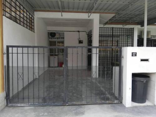 D’haja 17 Klia Sepang With 2 Airconds & Wi Fi in Banting, Malaysia