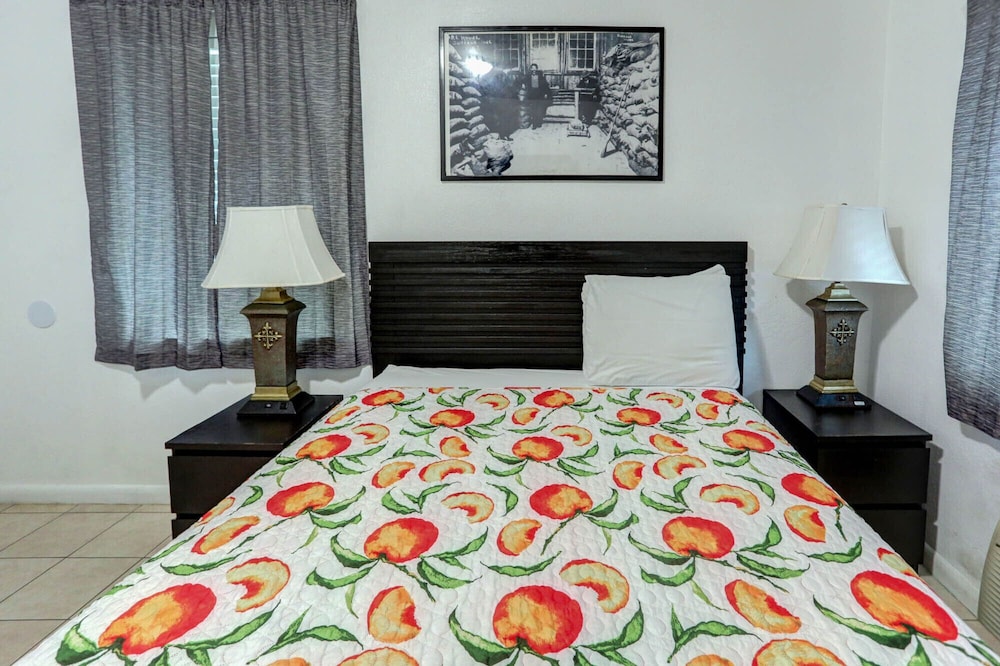 Green Seas Motel - photo 39