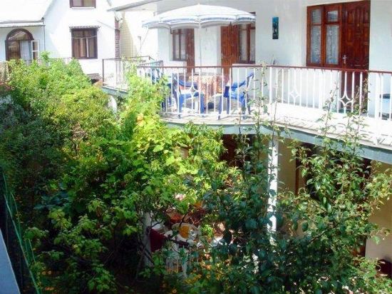Gavan Adler living quarters - last minute hotel in Sochi