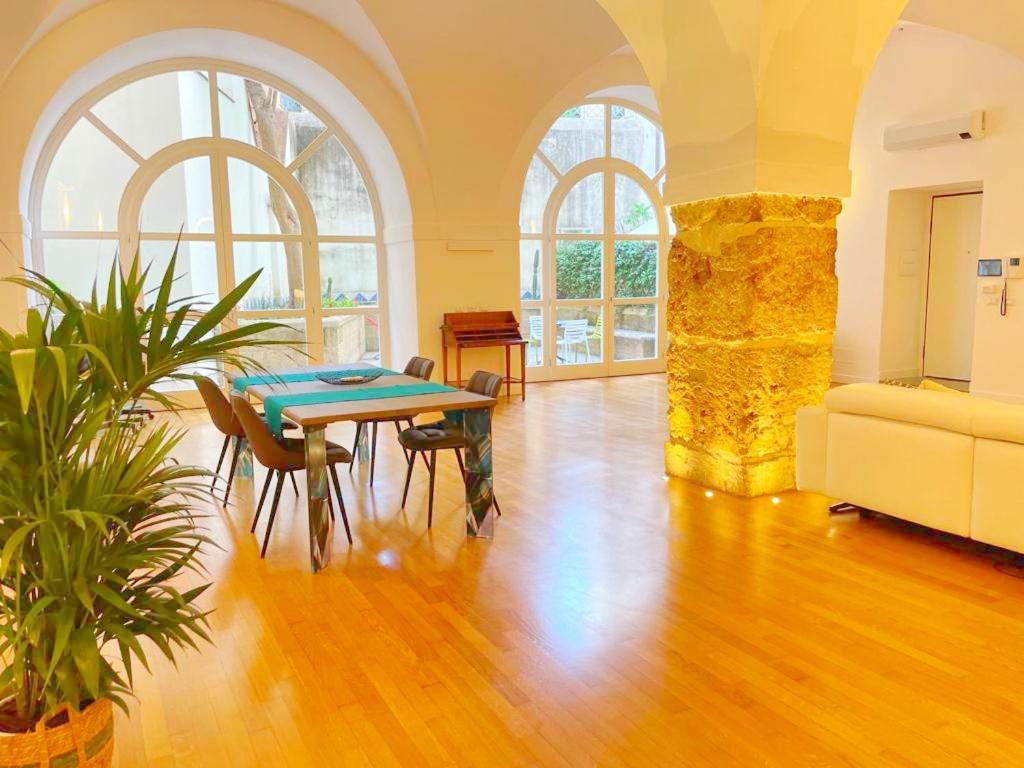Giardino Segreto Luxury Home — 4-Star Luxury Hotel in Palermo, Italy