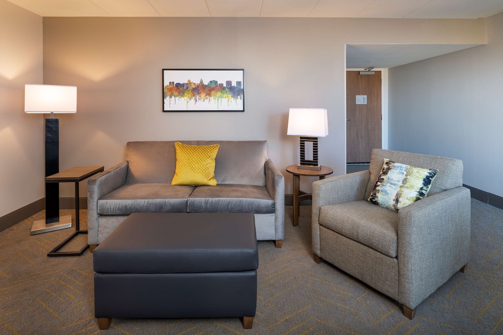 DoubleTree by Hilton Madison East WI - photo 26