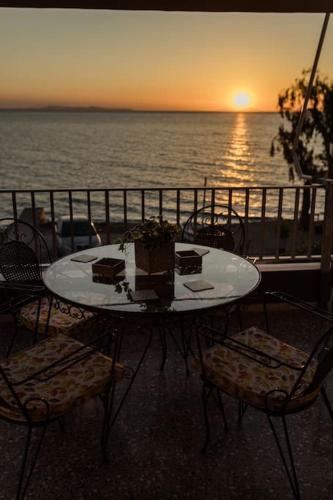 The Waves — 4-Star Luxury Hotel in Patra, Greece