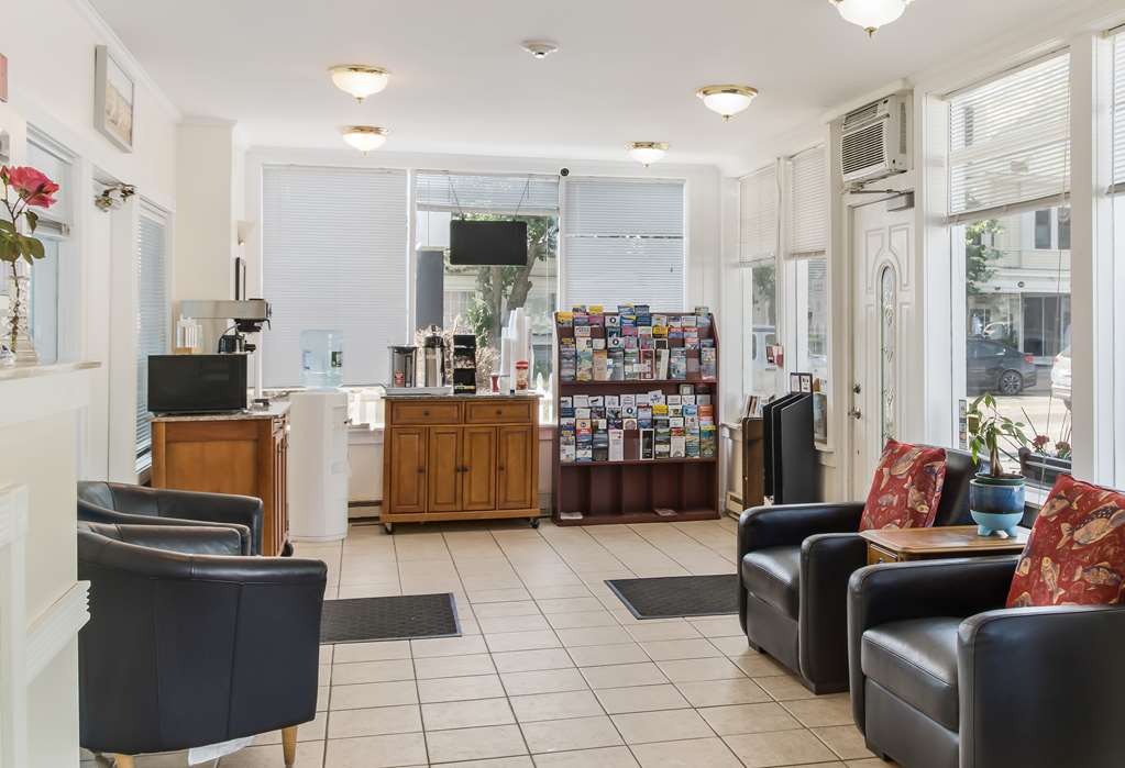 Americas Best Value Inn & Suites Hyannis Cape Cod - photo 6