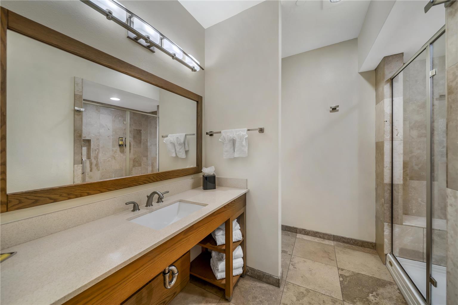 Best Western Plus Northwoods Inn - photo 71