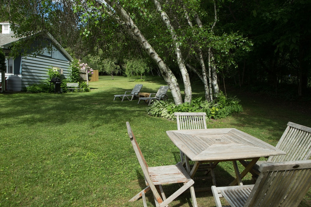Governors Rock Motel - photo 80