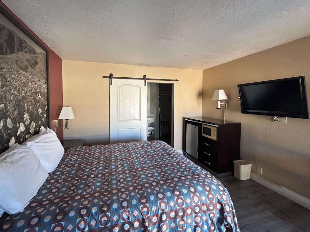 Motel 6 Pasadena CA Old Town Pasadena Area - photo 5