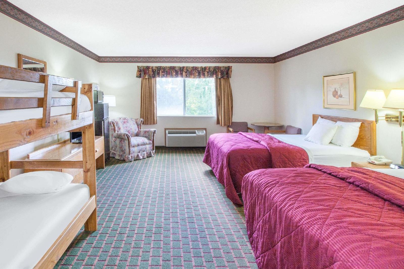 Days Inn Sault Ste Marie - photo 3