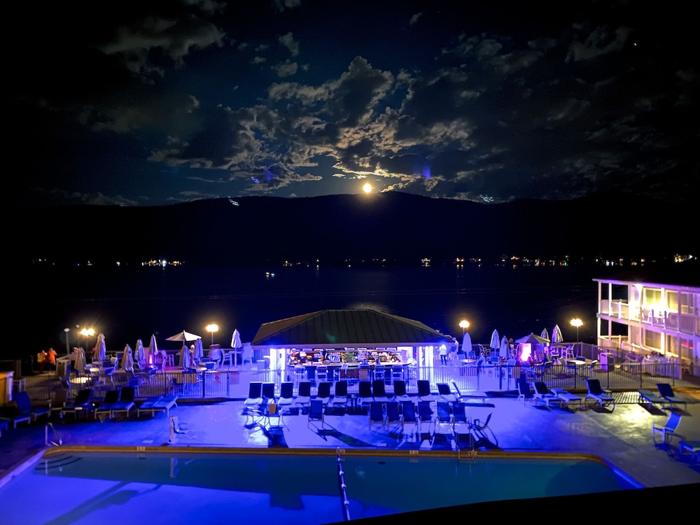 The Georgian Lakeside Resort - photo 53