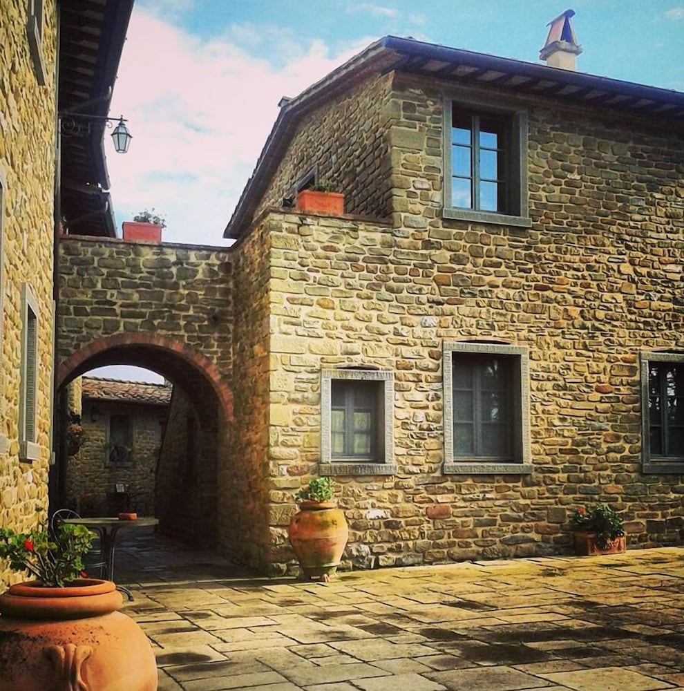 La Solaia Hotel — 4-Star Luxury Hotel in Civitella In Val Di Chiana, Italy