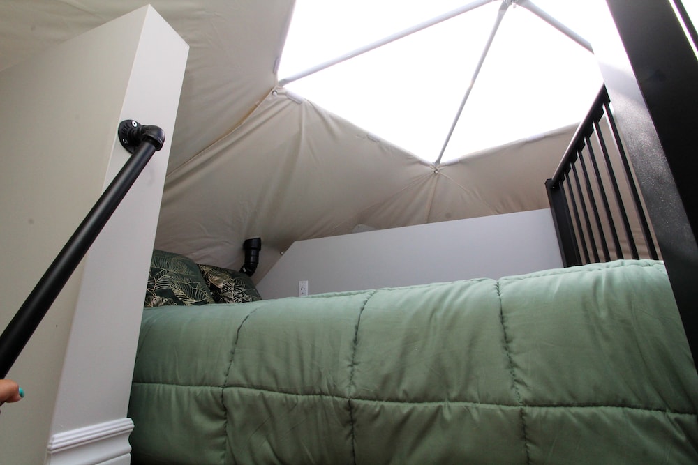 Island Beach Hideaways — Unknown City — photo 4