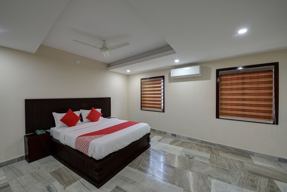 OYO 41077 Kalanad Residency in Kasaragod, India