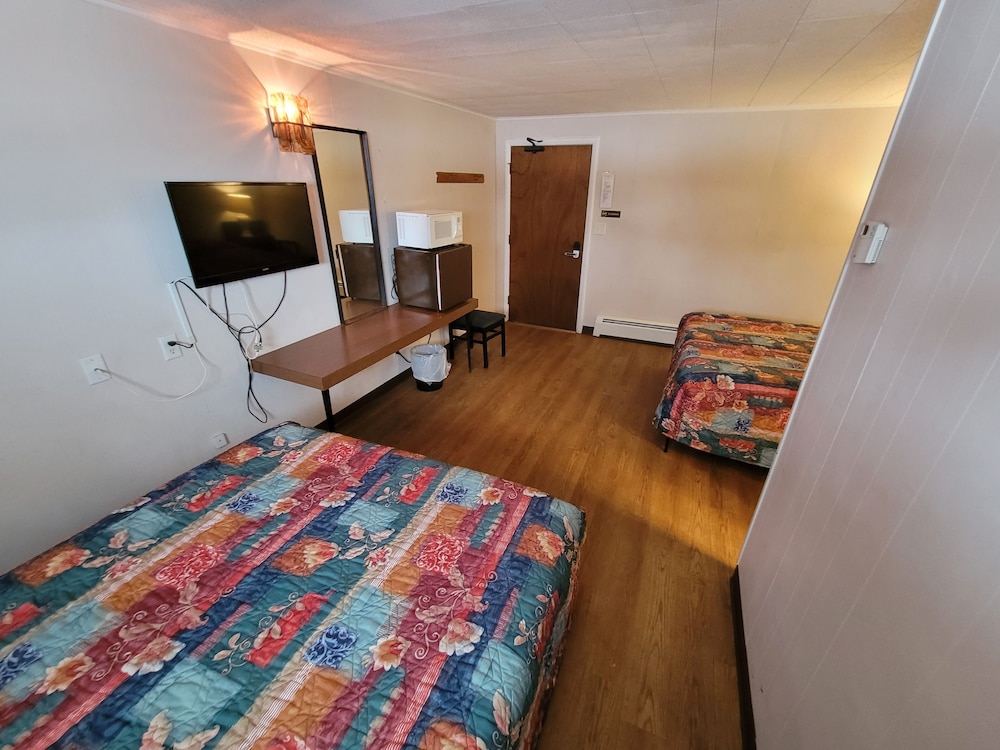 Norman Motel - photo 8