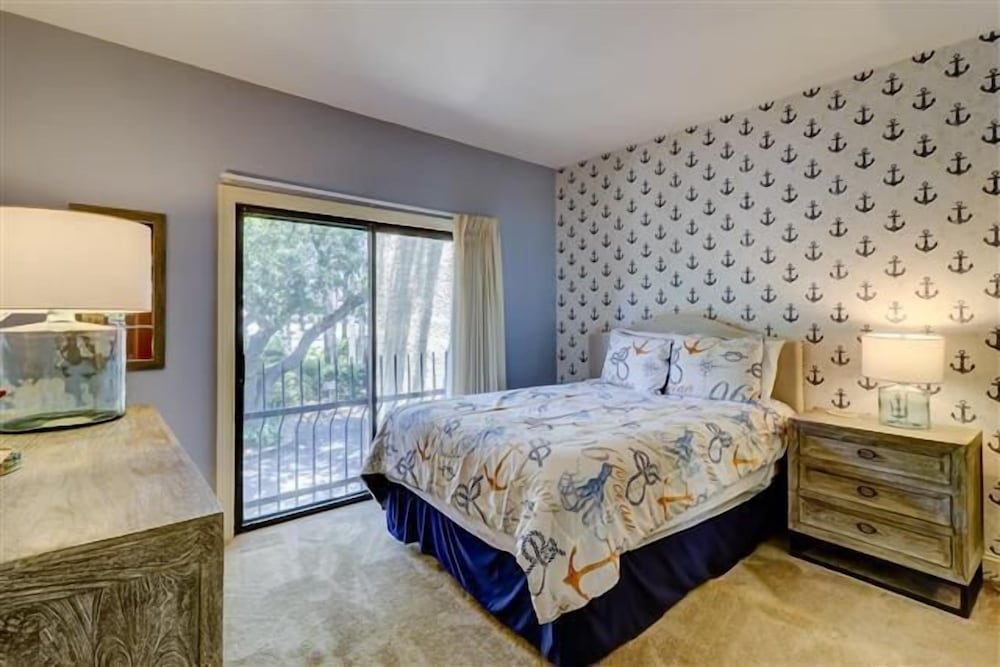 1099 Harbour South Club at The Sea Pines Resort - photo 4