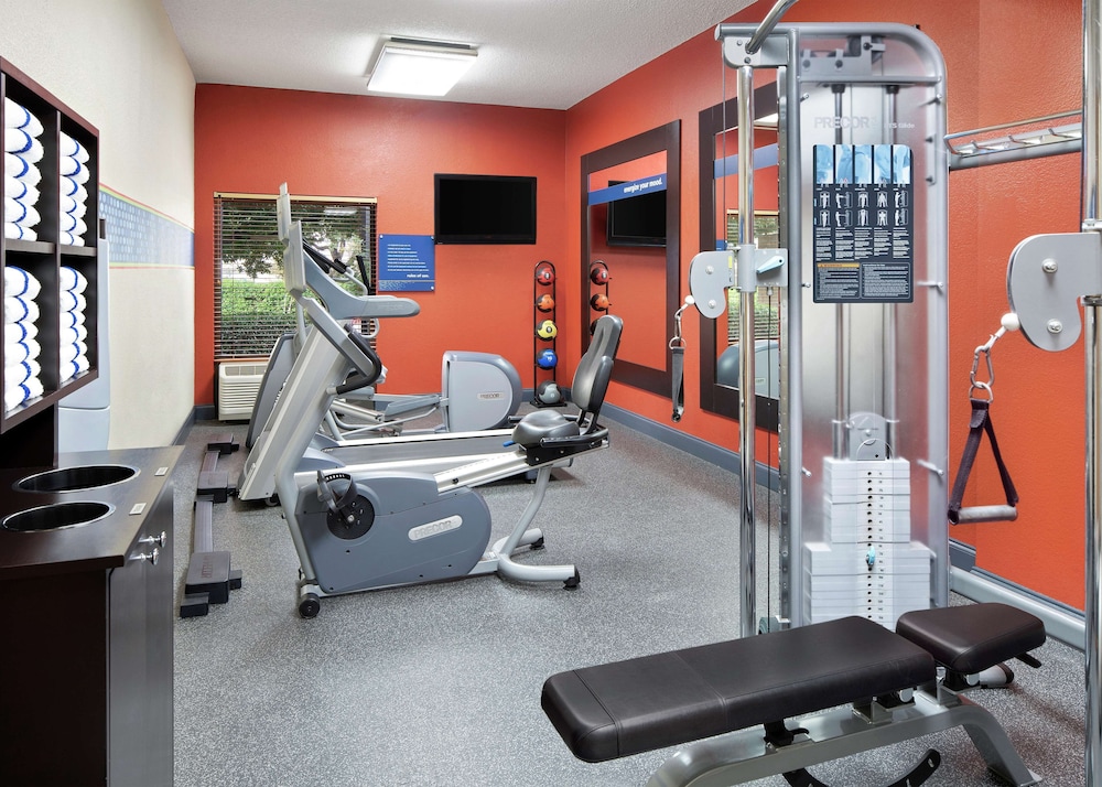 Hampton Inn Dallas Irving Las Colinas - photo 18