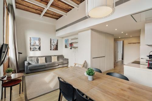 Friendly Rentals Boqueria — 4-Star Luxury Hotel in Barcelona, Spain