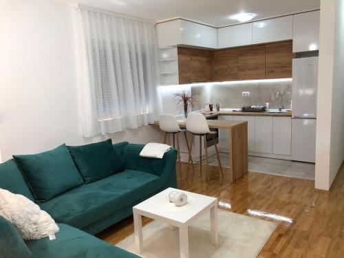 B&S stan na dan — 4-Star Luxury Hotel in Bijeljina, Bosnia and Herzegovina