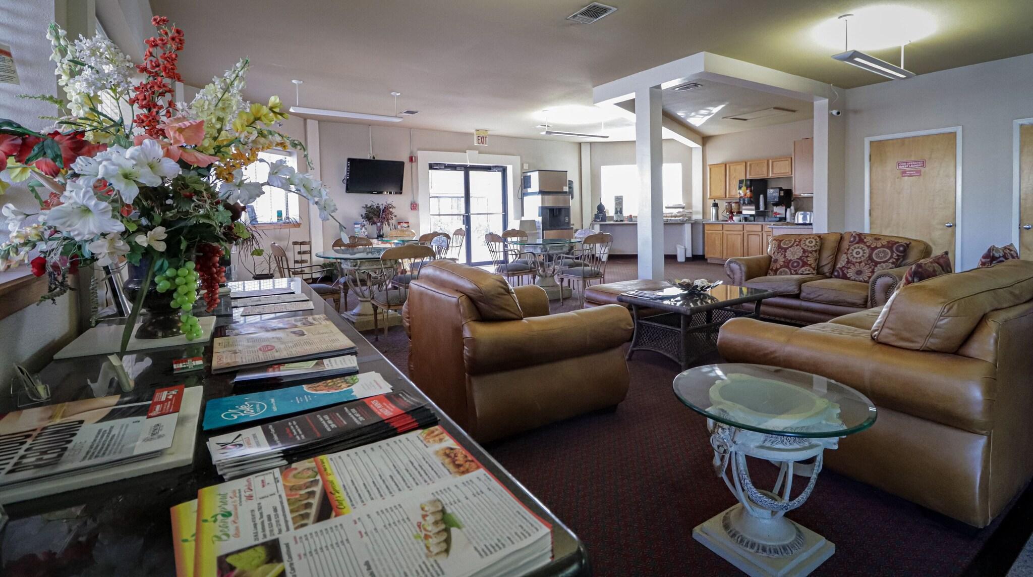 University Inn & Suites San Antonio - photo 27