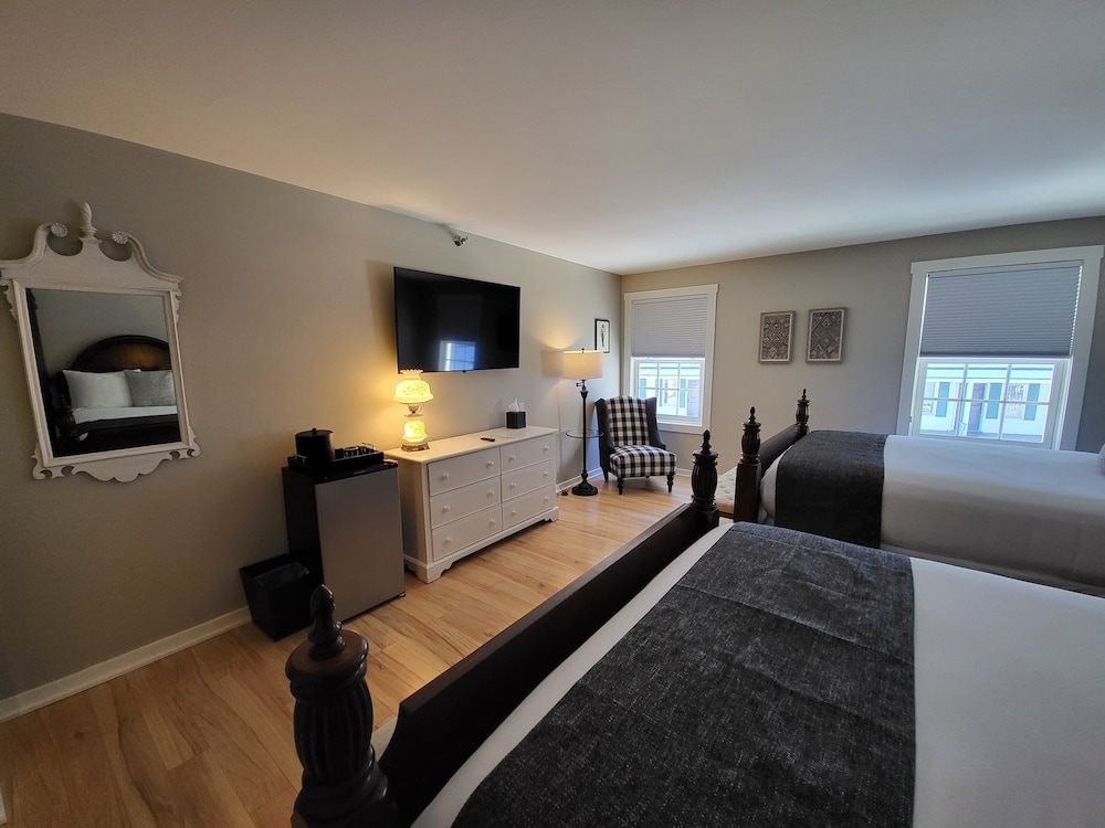 The Stowe Village Inn - photo 21
