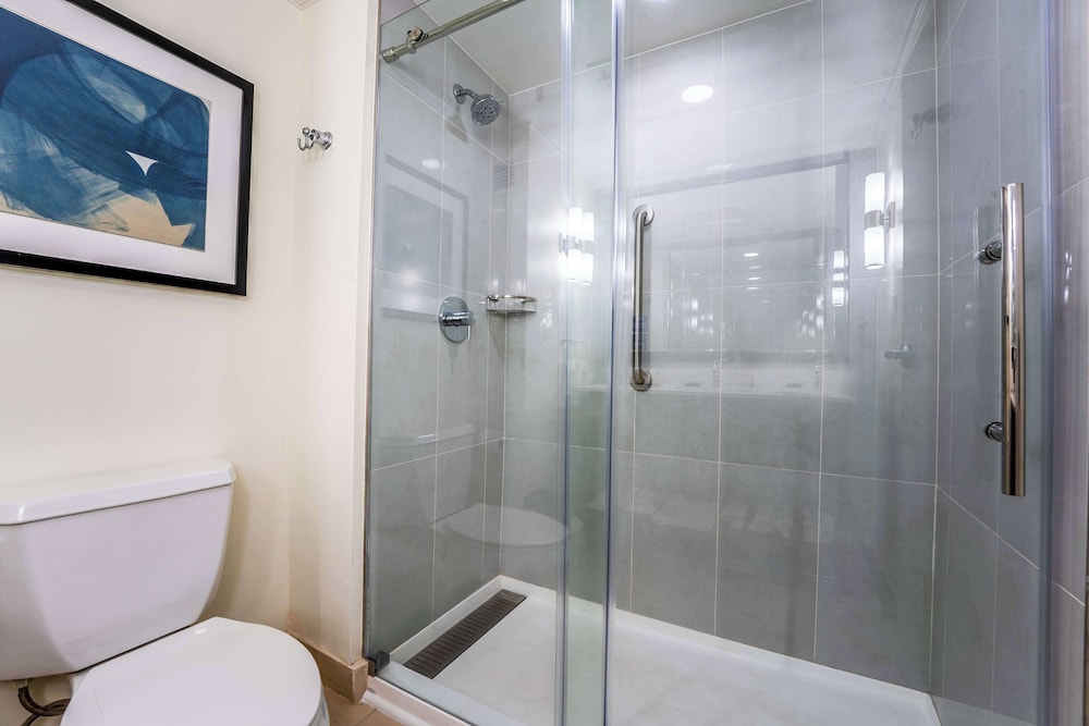 DoubleTree by Hilton South Charlotte Tyvola - photo 15