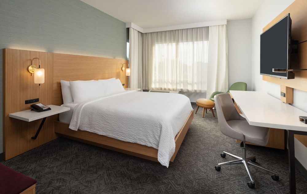 DoubleTree by Hilton Houston Westchase - photo 16