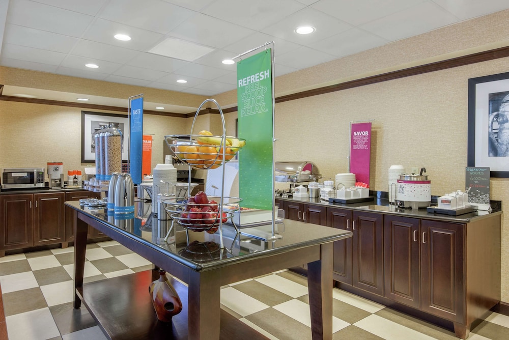 Hampton Inn Meadville - photo 46