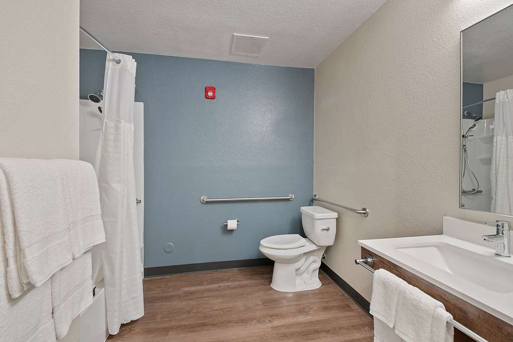 Extended Stay America Suites Miami Airport Blue Lagoon - photo 46