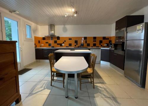 Bixta eder in Saint-Palais-Sur-Mer, France