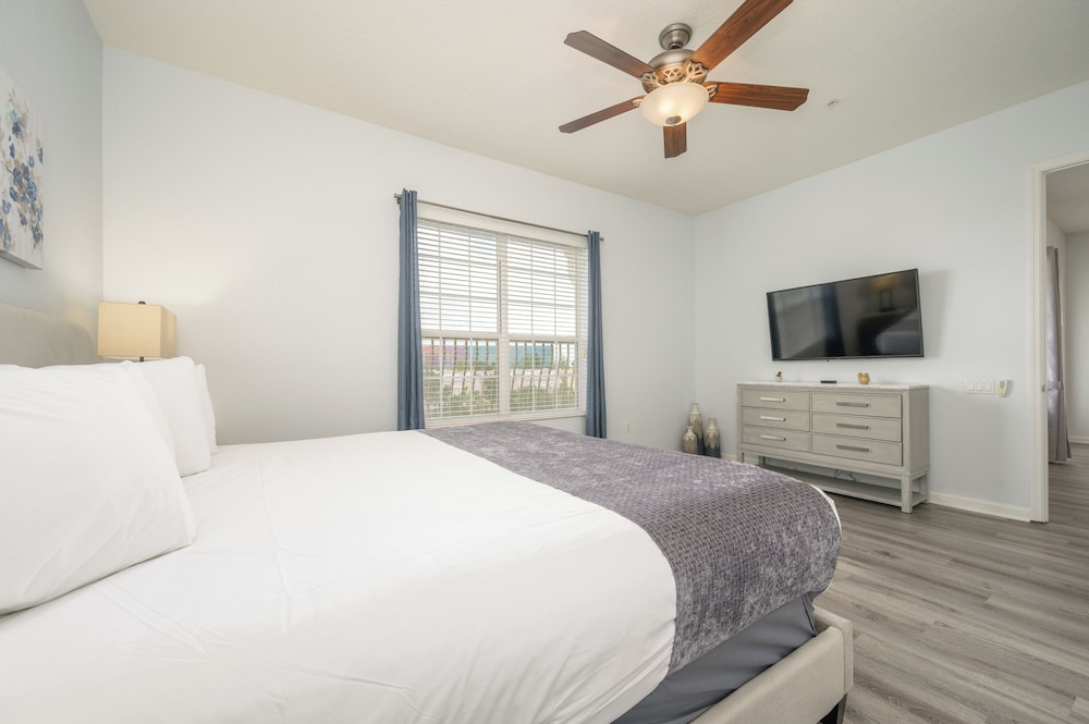 Stunning Vacation Condo Vista Cay Resort 2016 - photo 17