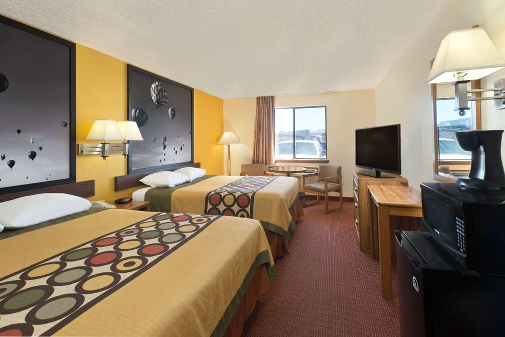 Super 8 by Wyndham Alamogordo White Sands - photo 7