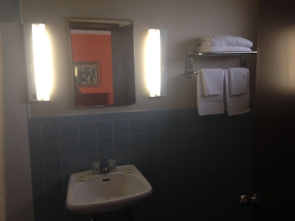 Gas Lite Motel - photo 9