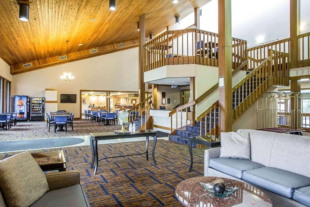 Howard Johnson By Wyndham Merrillville — Merrillville