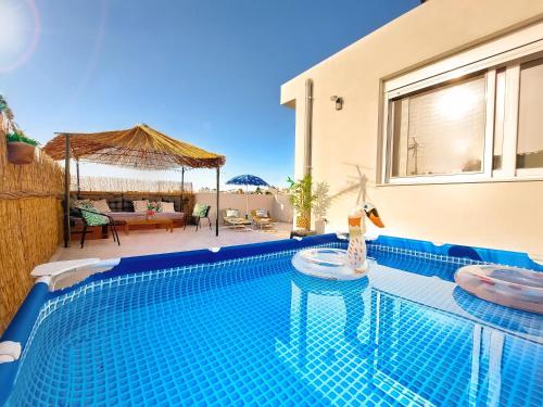 Holiday House Heraklion & Roof Garden — 4-Star Luxury Hotel in Irakleion, Greece